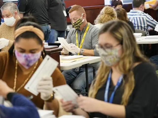 Кто выбирает титульную компанию в Пенсильвании?