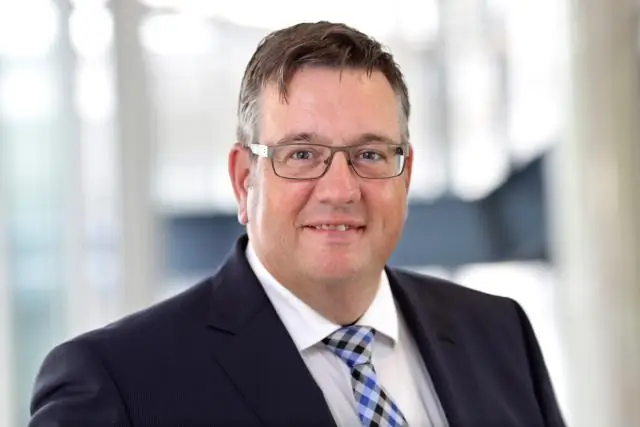 Какой была профессия Роджера Шермана?