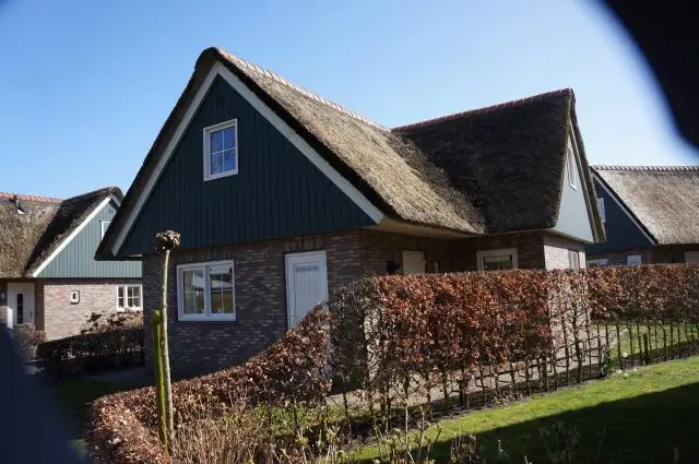 Как выставить небольшой дом на продажу?