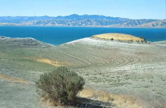 Насколько полно водохранилище Сан-Луис?