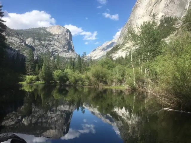 Какие озера есть рядом с Йосемити?