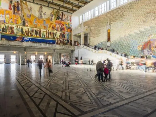 Как далеко Осло от Парижа?