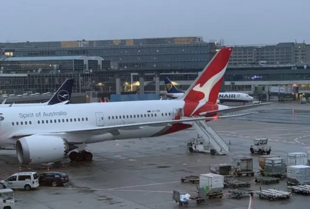 Qantas летает в Камбоджу?