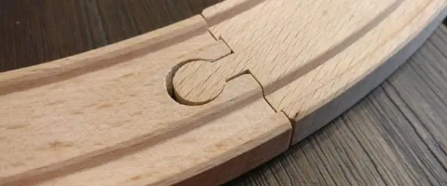 Совместим ли деревянный паровозик Ikea с brio?