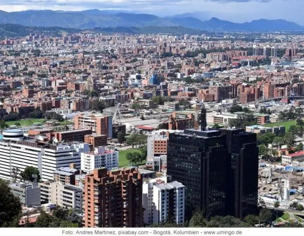 С чем граничит Южная Америка?