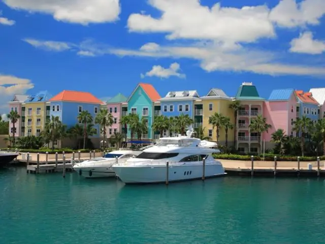 Есть ли паром, который идет из Флориды на Багамы?