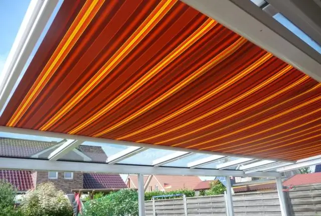 Из какого материала сделаны навесы?