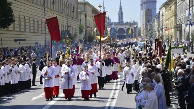 Когда мне следует посетить Корпус-Кристи?