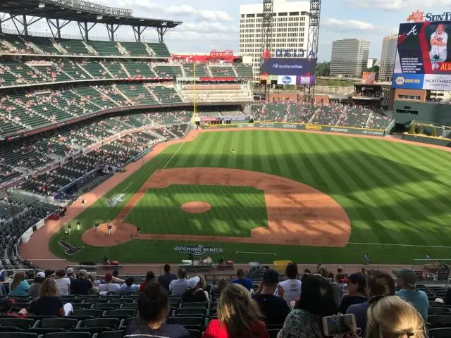 Сколько мест в ряду в SunTrust Park?