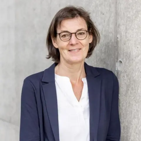 Лаваль говорит по-английски?