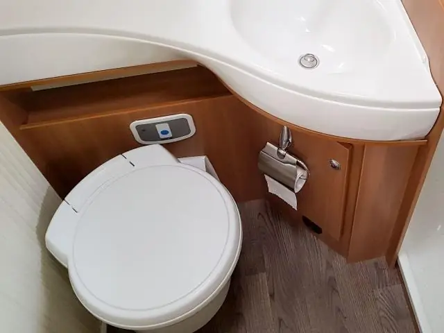 Можно ли поставить компостный туалет в автофургоне?