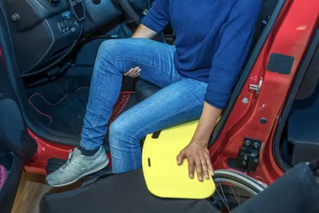 Как повесить гамак в машине?