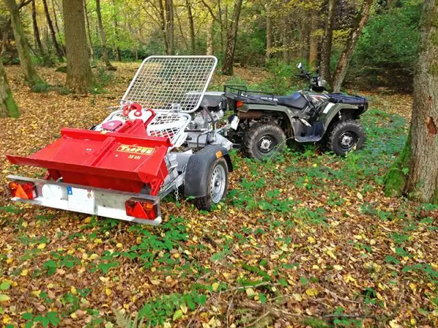 Может ли мини буксировать прицеп?