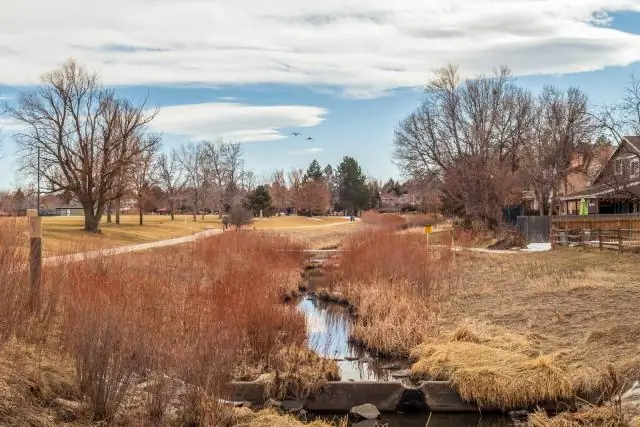 Аврора - пригород Денвера?
