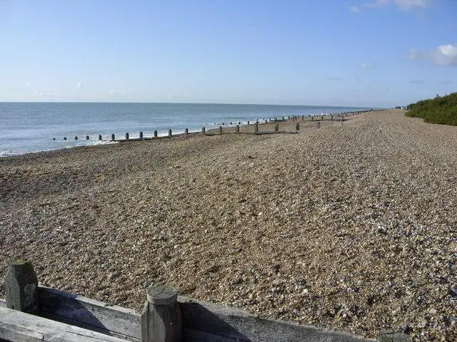 Уортинг-Бич - песчаный пляж?
