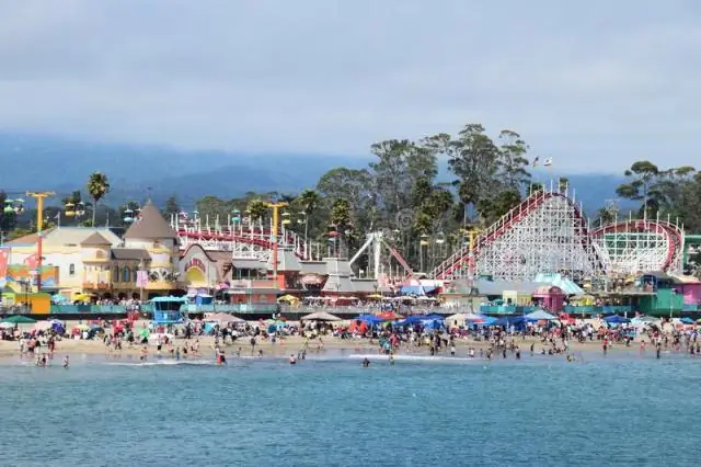 Когда был построен дощатый настил Санта-Крус?