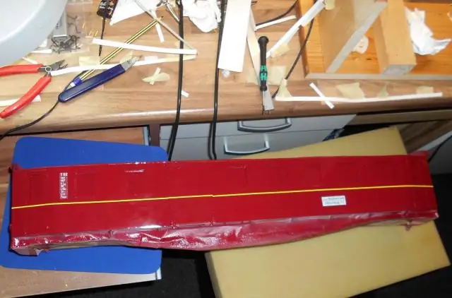 Как долго вы можете парковаться на одной желтой полосе?