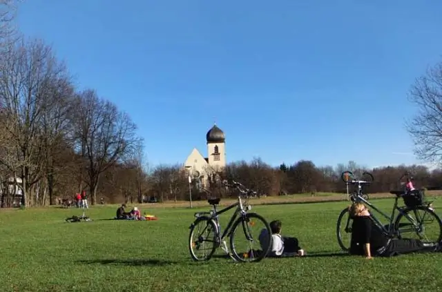 Сколько людей было за пределами Земли?