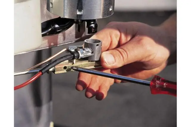 Как зажечь пропановую печь в кемпере?