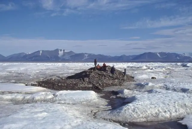 Какая страна находится на 60 градусе северной широты?
