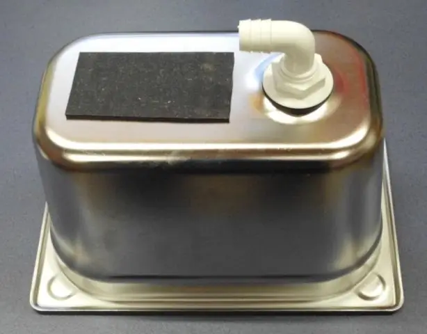 Могу ли я добавить отбеливатель в черный бак для дома на колесах?