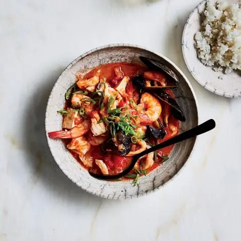 Какой размер голландской духовки Le Creuset мне следует купить?