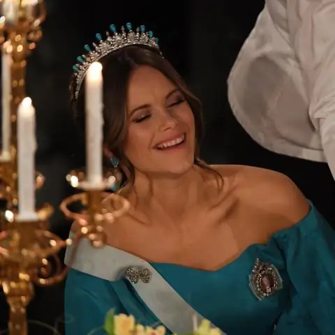 Как София Первая получила свой амулет?