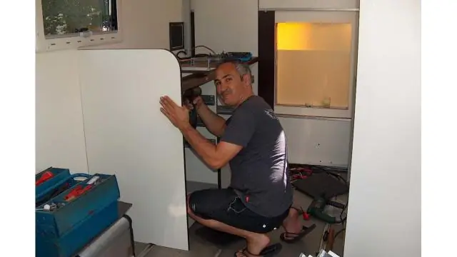 Как исправить гниение пола в доме на колесах?