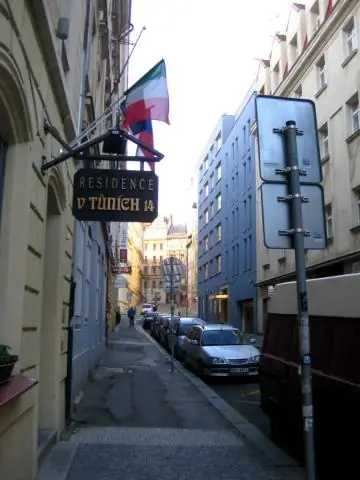 Как мне подать иск против отеля?