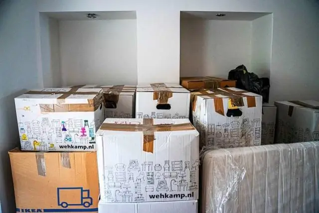 Как собрать зимнее пальто для переезда?