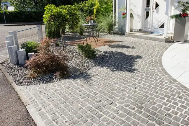 Можно ли закрыть мокрую подъездную дорожку?