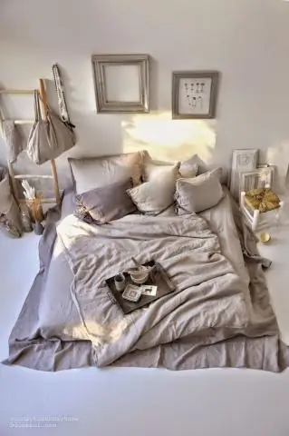 Как называется двухъярусная кровать без дна?