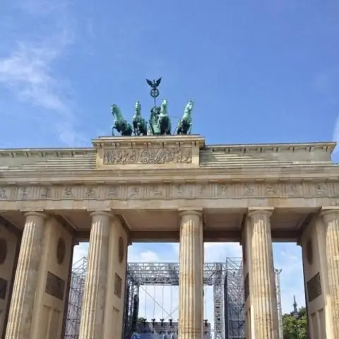 Сколько стоит Барри Хамфрис?