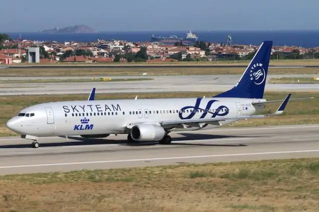 Что является личным предметом в Frontier Airlines?