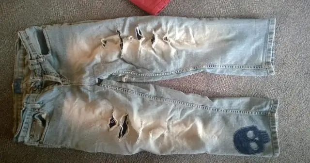 Как хранить сумки в маленьком шкафу?