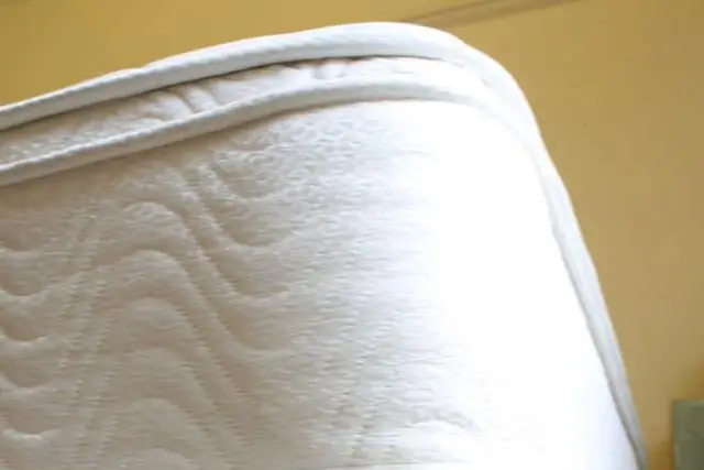 В чем разница между евротопом и наволочкой?