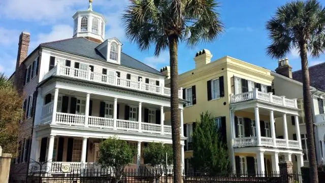 В каком штате находится столица Чарльстон?