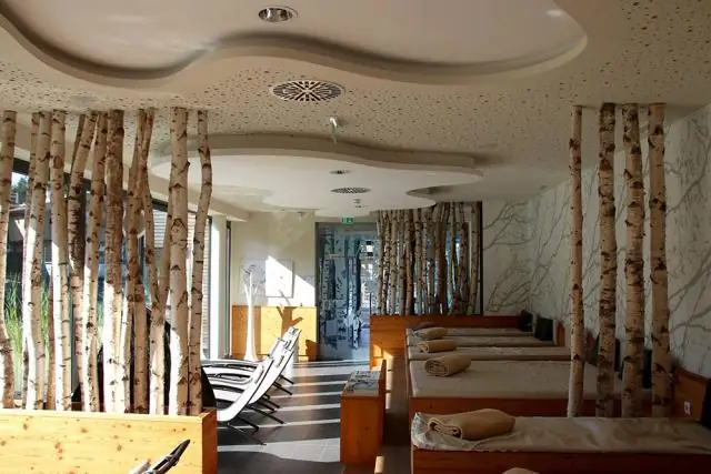 Каким образом отель отвечает за сохранность личных вещей гостей?