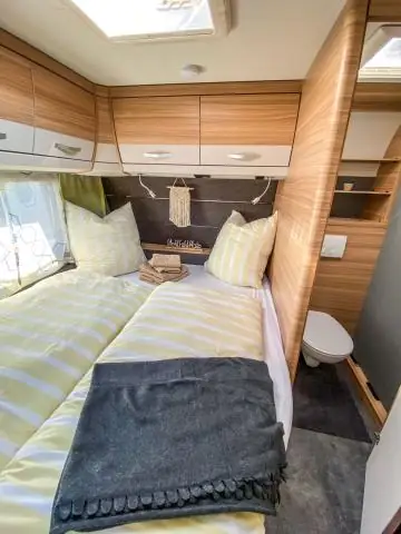 Какого размера двуспальная кровать в кемпере?