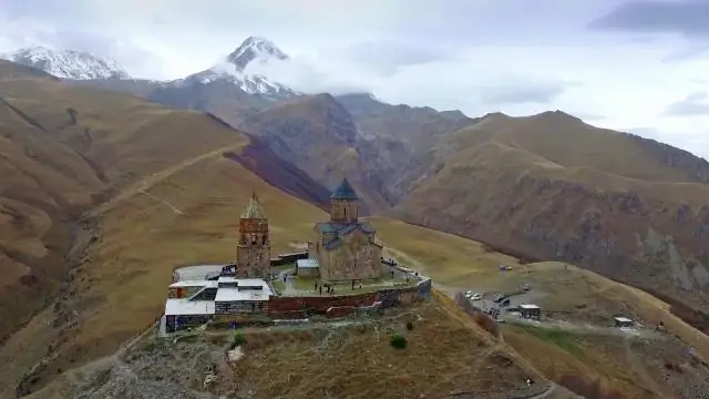 Что отличает Россию от страны Грузия?