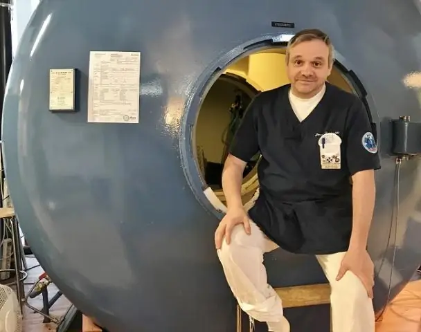 У какого организма описаны приспособления, позволяющие выжить в тундре?