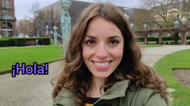 Как люди здороваются по-испански?