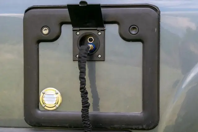 Могу ли я подключить свой дом на колесах к розетке 110?