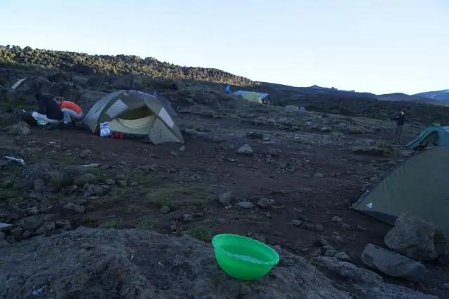 Когда произошло первое извержение Килиманджаро?