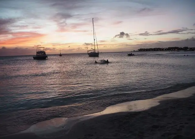 Как далеко Нью-Йорк от Далласа на самолете?