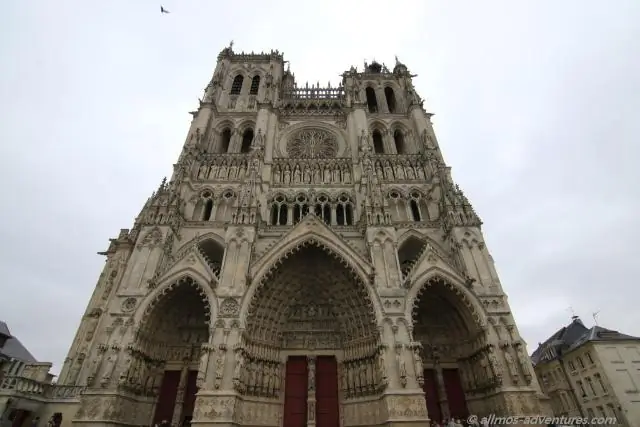 Когда был построен Амьенский собор?