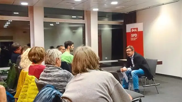 Почему родословные группы считаются строительными блоками африканского общества?