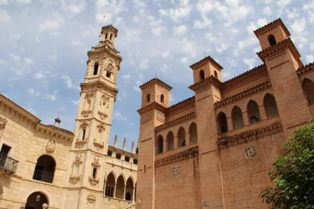 Что такое испанский пуэбло?