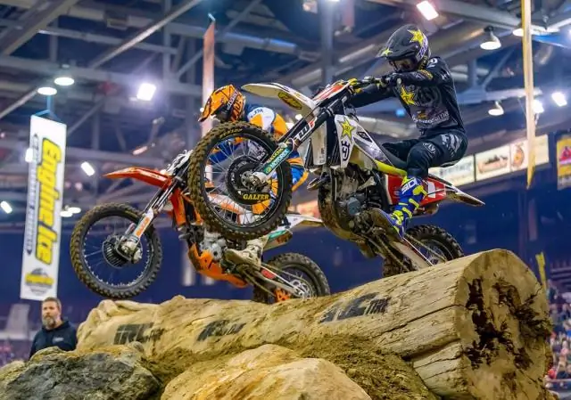 Колтон Харрис-Мур снова за это?