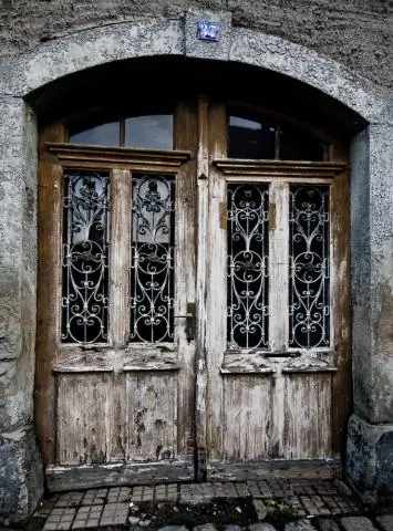 Как мне очистить мой старый спальный мешок с твердой коркой?